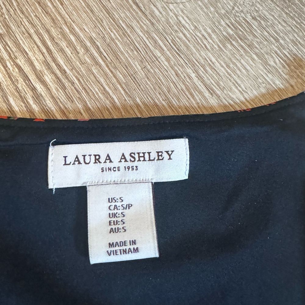 Laura Ashley Floral Women's Top - Multicolor - Picture 2 of 5